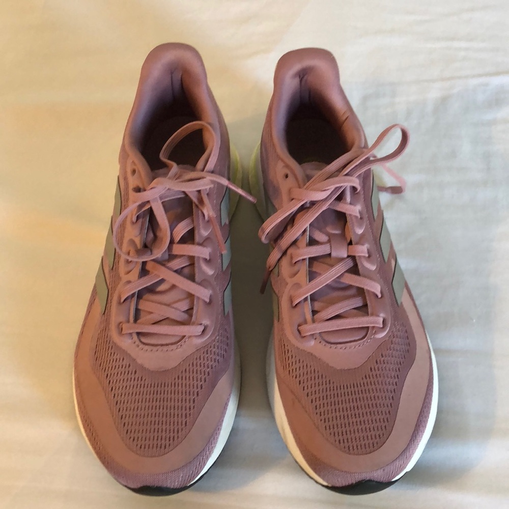 Adidas Supernova Sneakers